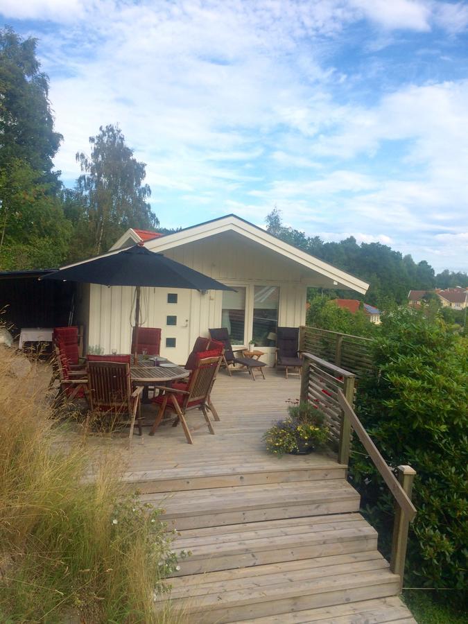 Lyckhus Vila Ljungskile Exterior foto