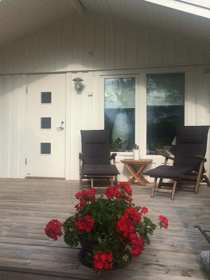Lyckhus Vila Ljungskile Exterior foto
