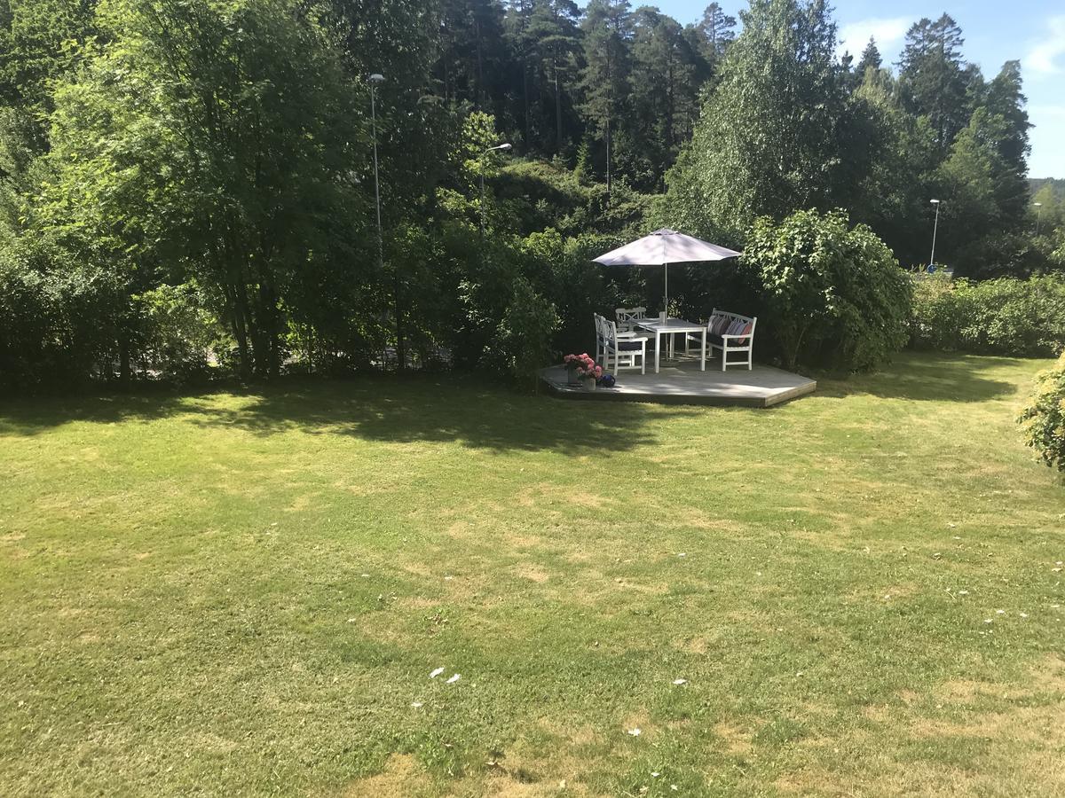 Lyckhus Vila Ljungskile Exterior foto
